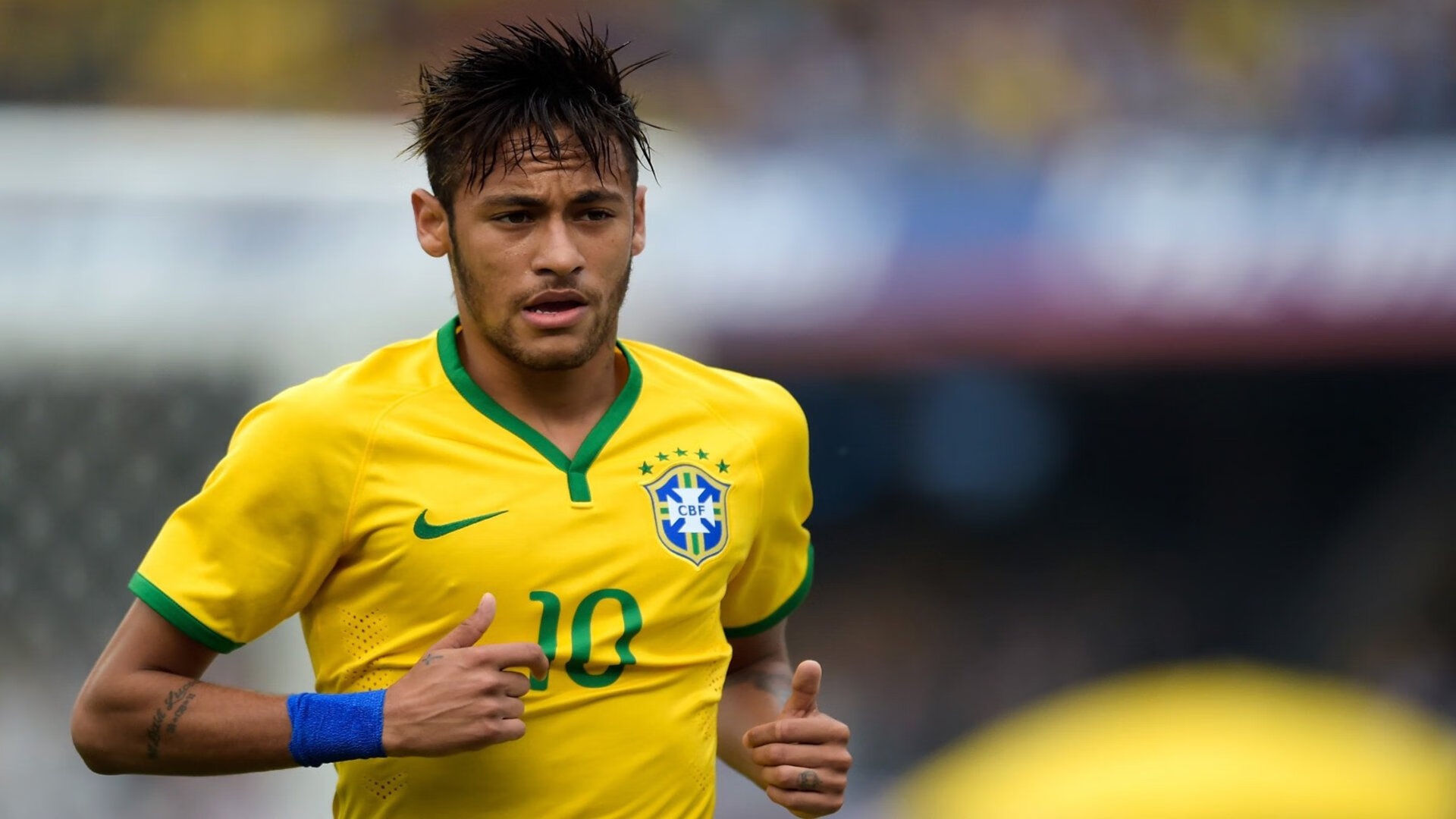 球员社交媒体影响力是否超越场上表现,篮球社交媒体